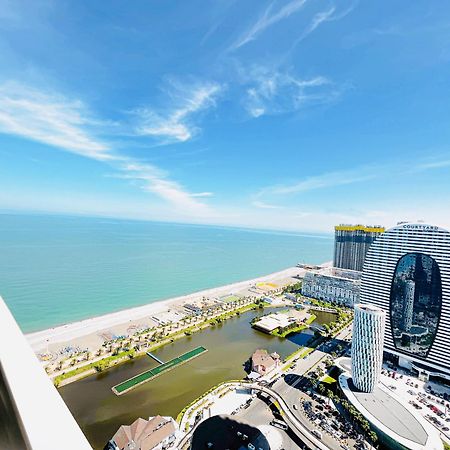 Luxury Batumi Hotel Exteriör bild