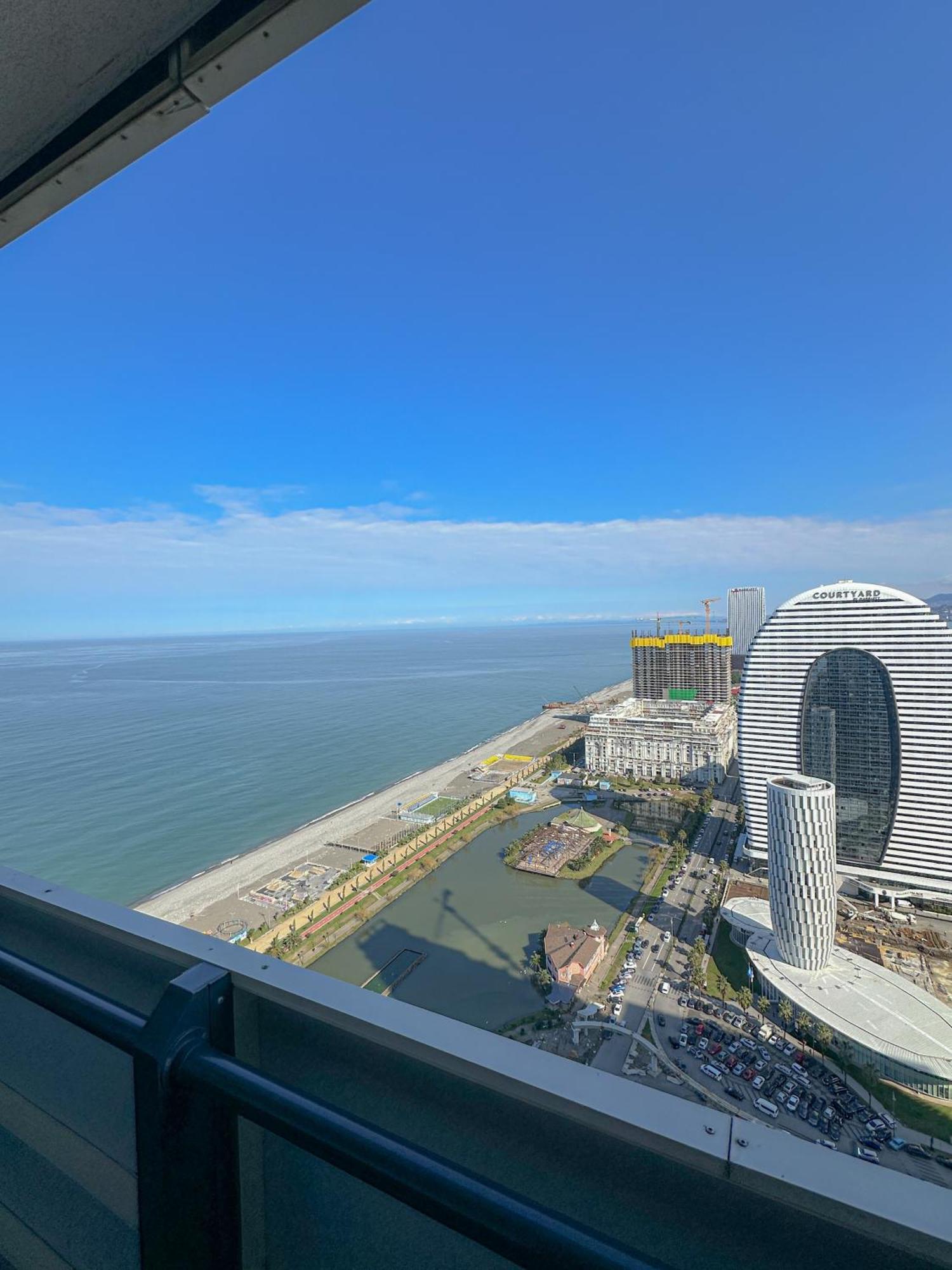 Luxury Batumi Hotel Exteriör bild